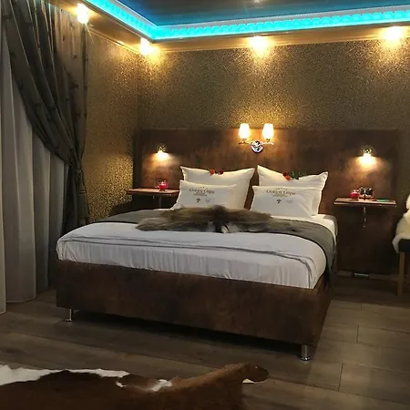 Golden Gapa River Luxury 15 Apartment